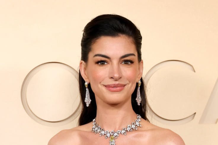 Anne Hathaway
